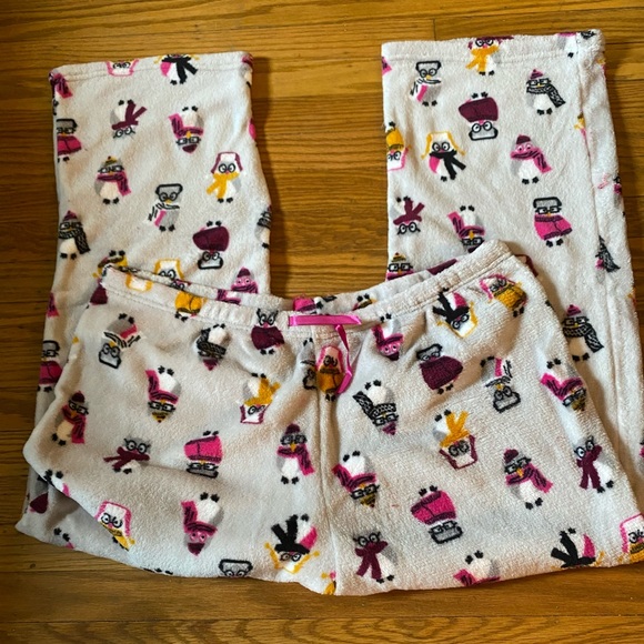 Fuzzy pj set pants and shirt - Picture 4 of 6